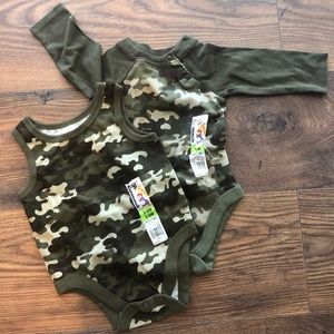 Garanimals 3-6m. Tank and Long Sleeve Onesie camo set